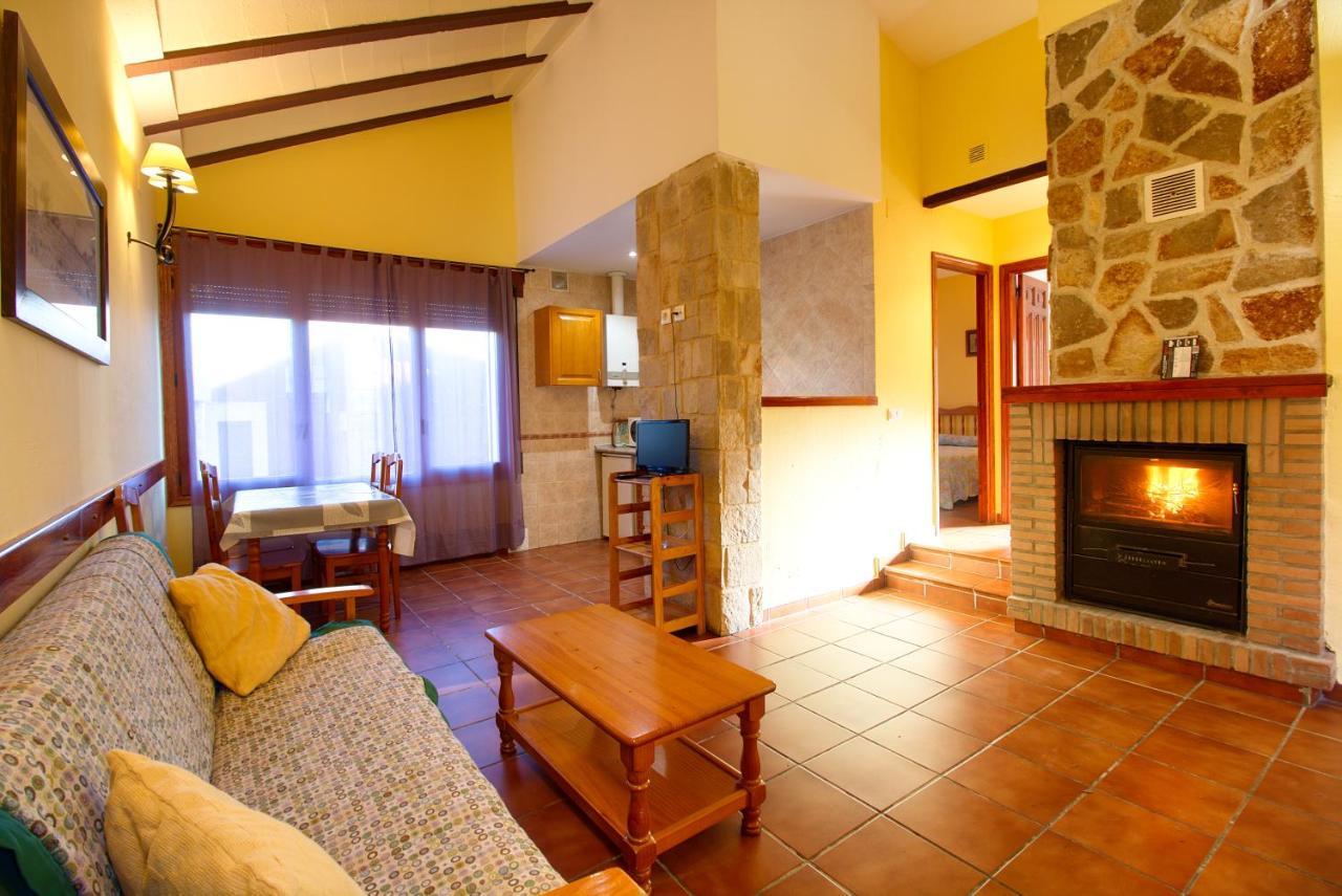 Aventura & Relax Cabanas Pena La Higuera Villalba de la Sierra Exterior foto