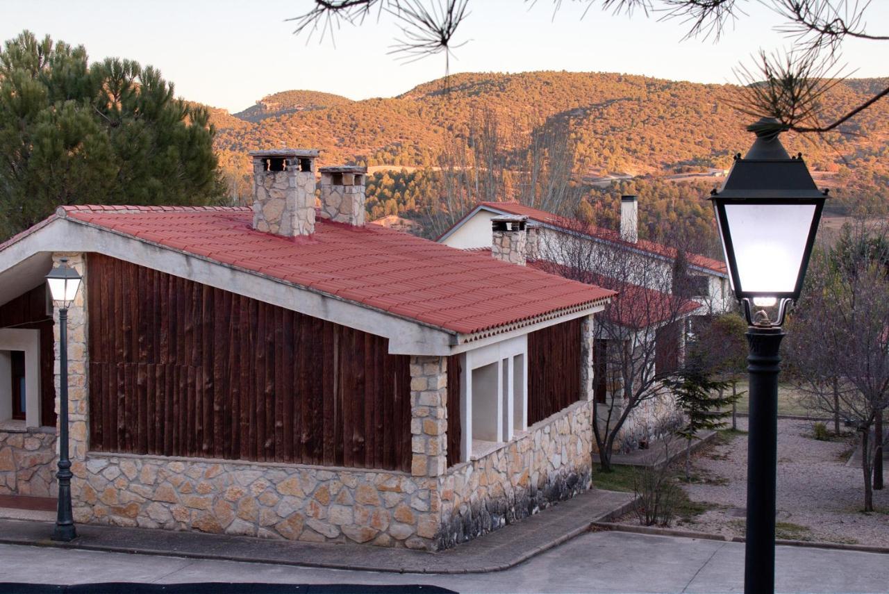 Aventura & Relax Cabanas Pena La Higuera Villalba de la Sierra Exterior foto